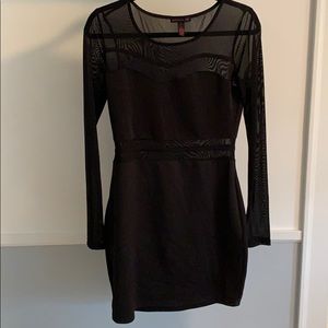 long-sleeved black dress